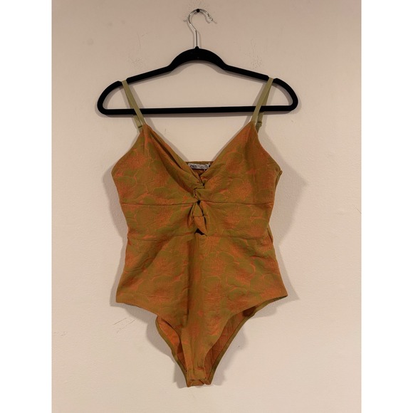 Zara‎ Bodysuit - Picture 1 of 4